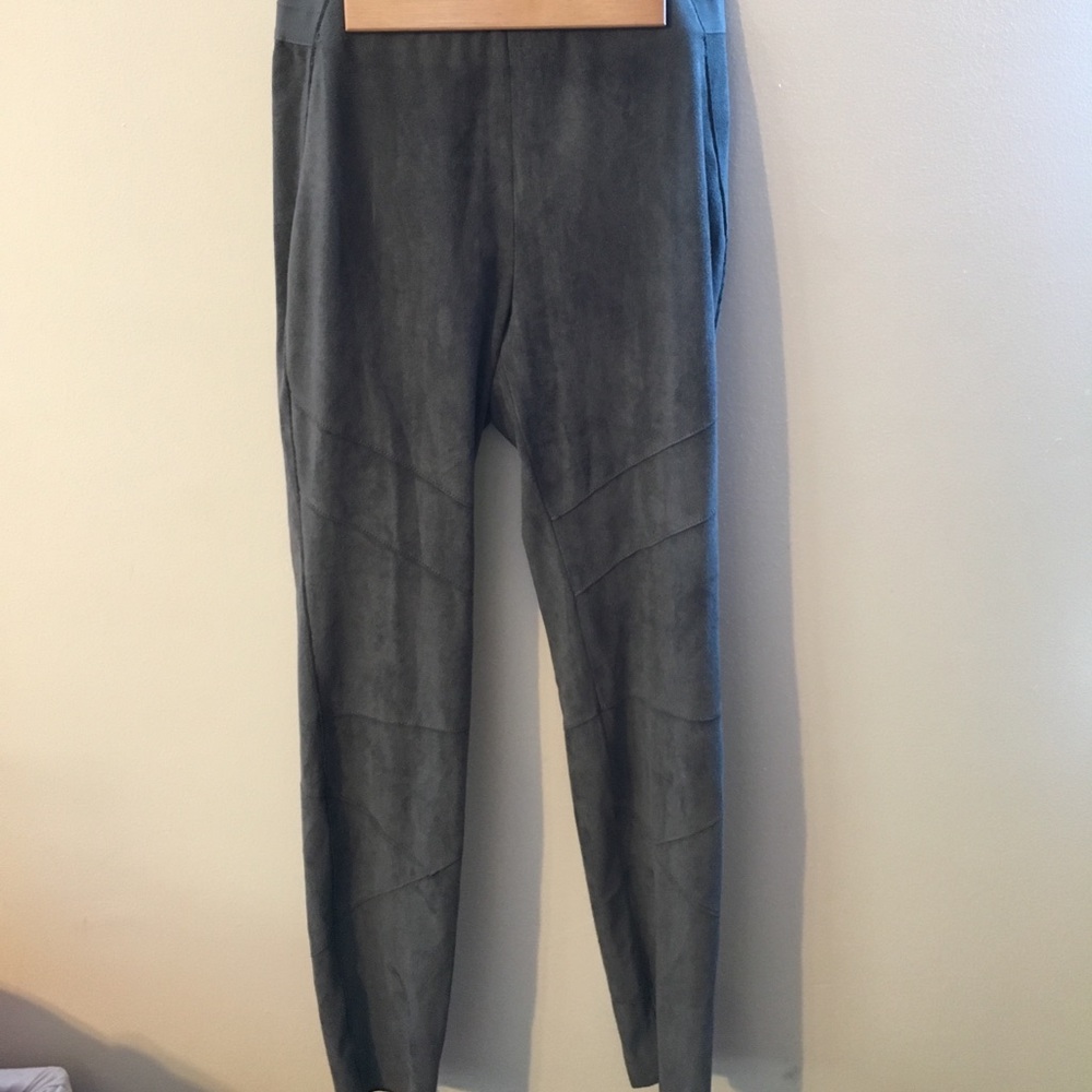 Elie Tahari Suede stretch Pants / Leggings
